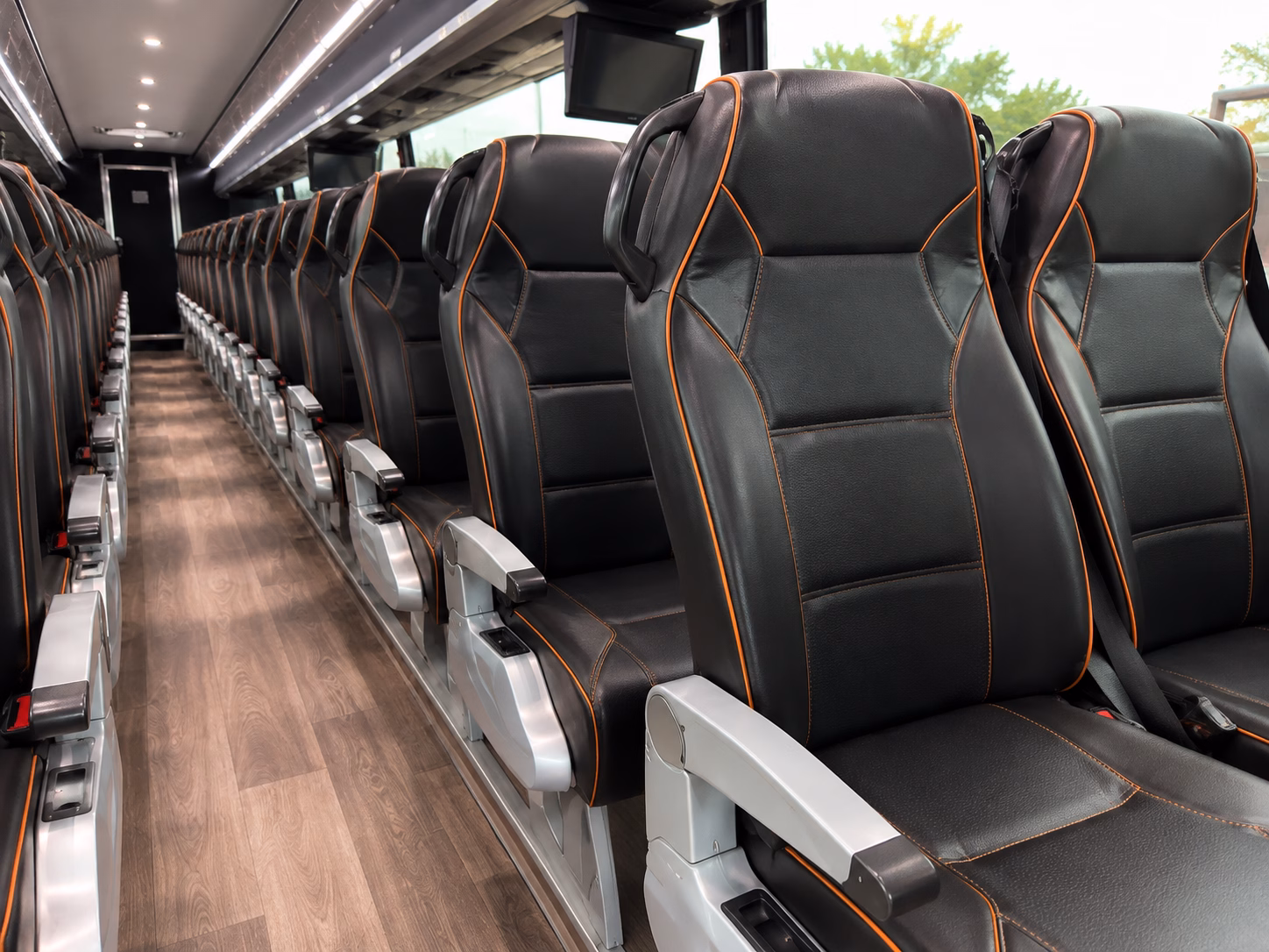 shuttle buses between killeen hotels and your wedding venue